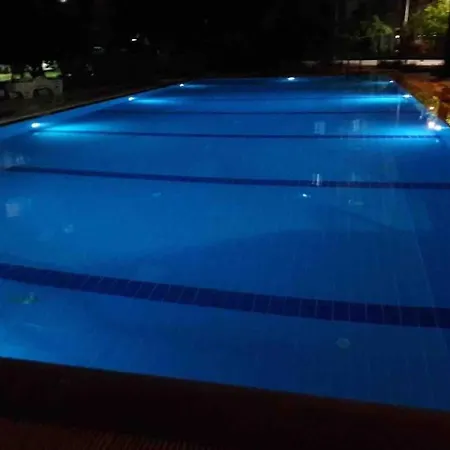 公寓 Luks Tripleks 180° Deniz Dag Manzarali Merkez De