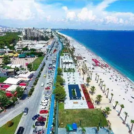 Luks Tripleks 180° Deniz Dag Manzarali Merkez De 公寓 安塔利亚