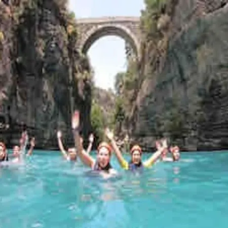 Luks Tripleks 180° Deniz Dag Manzarali Merkez De Apartment Antalya